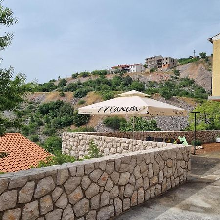 Tarac Appartement Senj  Buitenkant foto