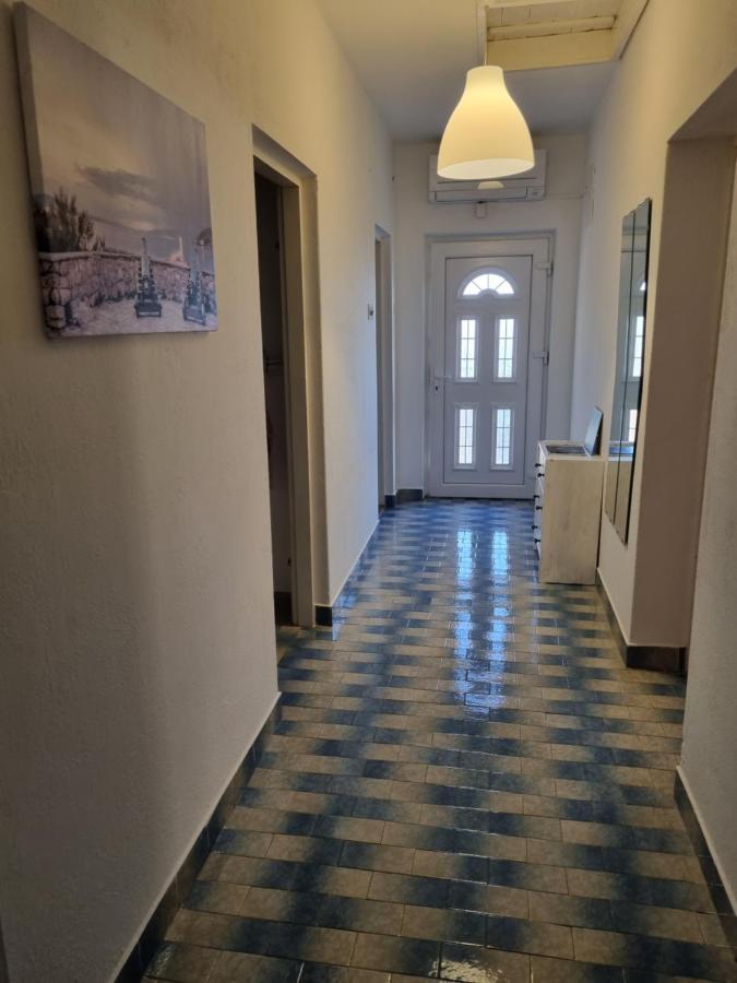 Tarac Appartement Senj  Buitenkant foto